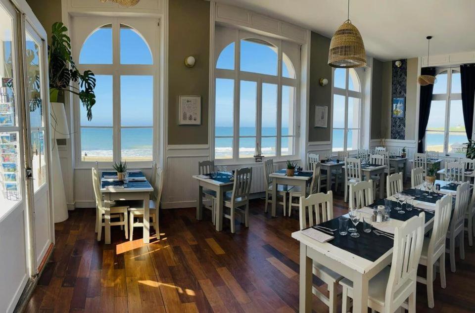 Le Chateau De Sable Плугану Екстериор снимка